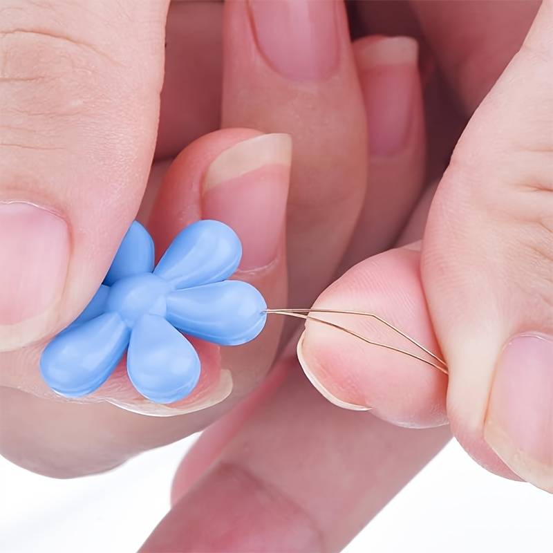 Flower needle threader