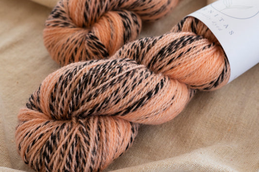 Peachy / Zebra Fingering