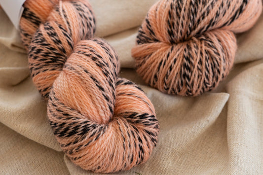 Peachy / Zebra Fingering