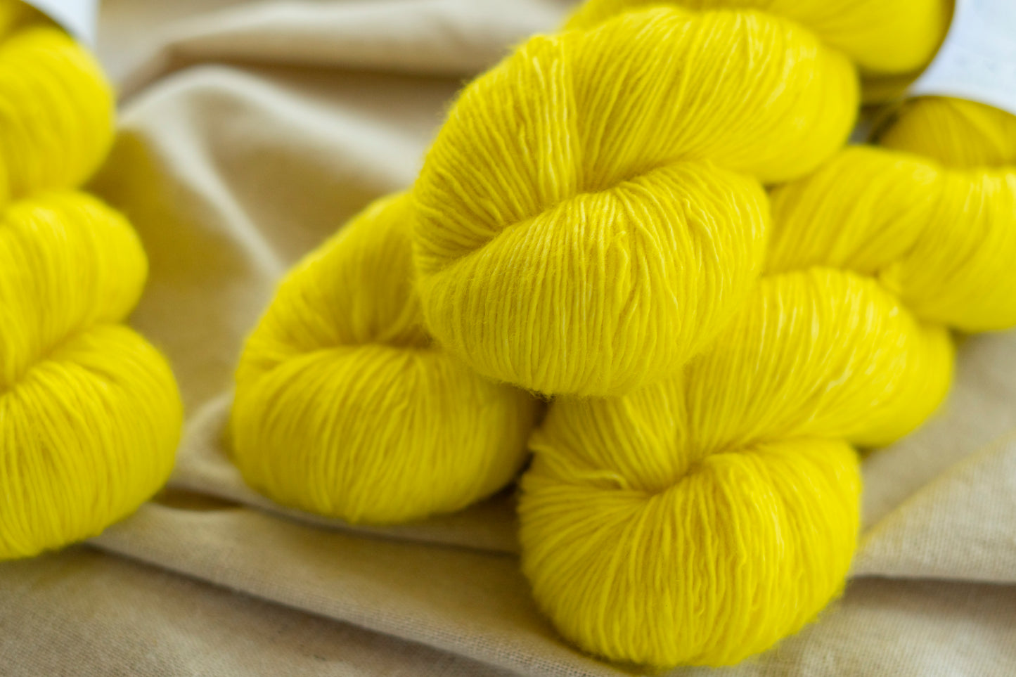 Neon Yellow / Soft Singles