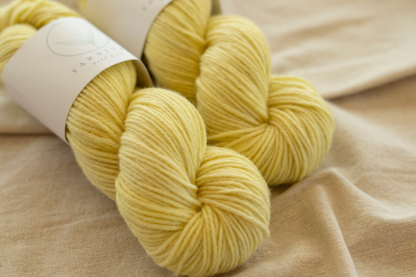 Lemon Cream / Purrfect Worsted