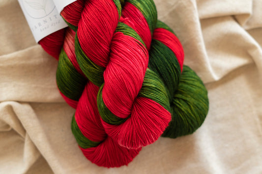 Poinsettia / Re-Everyday Sock