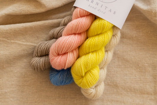 19062404 / Set of mini skeins