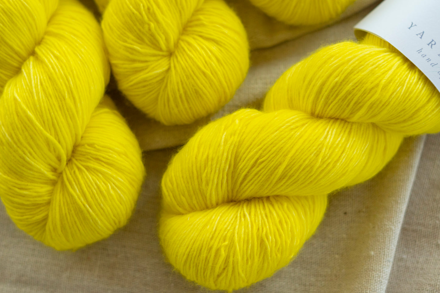 Neon Yellow / Soft Singles