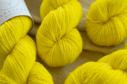 Neon Yellow / Soft Singles